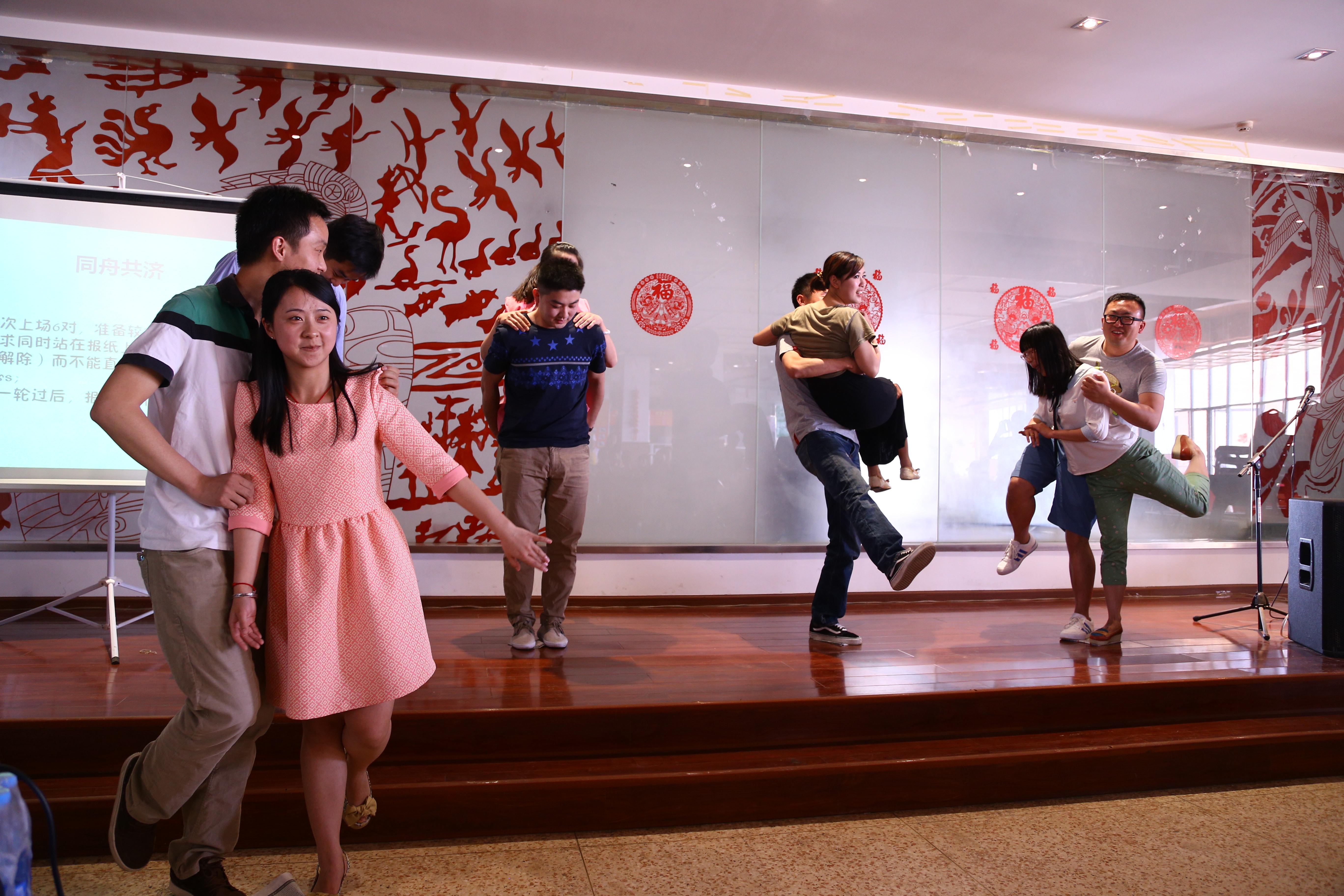 我院举办与东方航空云南分公司联谊会